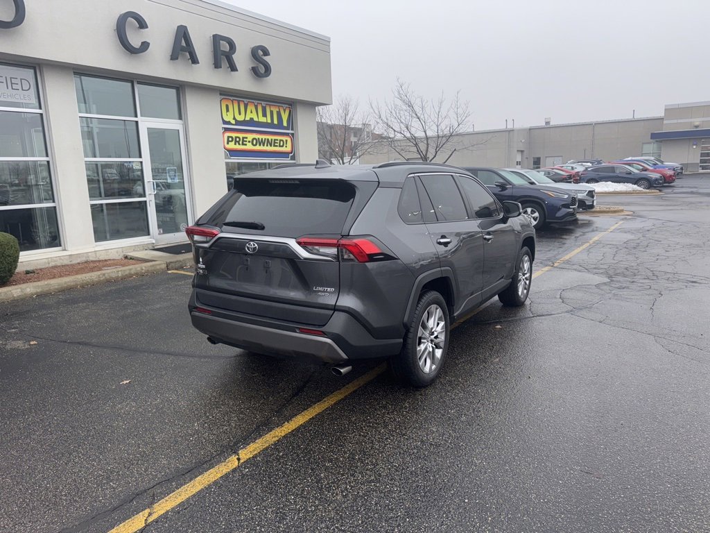 Used 2021 Toyota RAV4 Limited image 7
