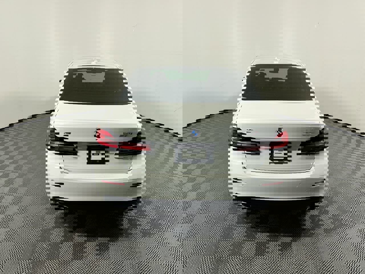 Used 2022 BMW 540i xDrive w/ Convenience Package image 4