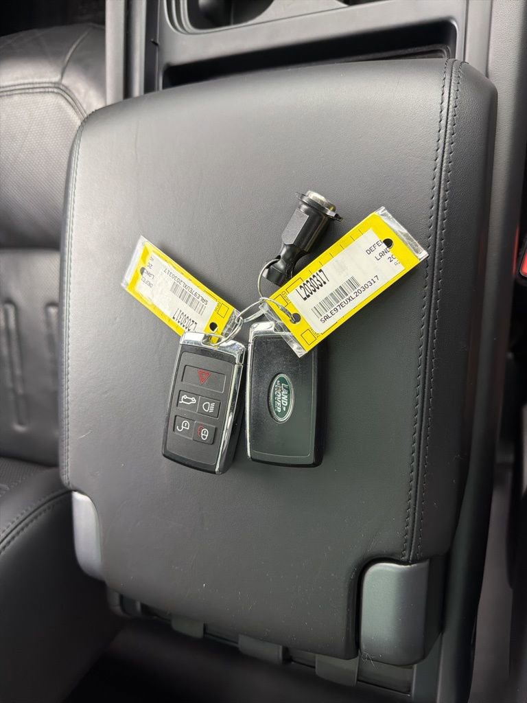 Used 2020 Land Rover Defender 110 HSE image 33