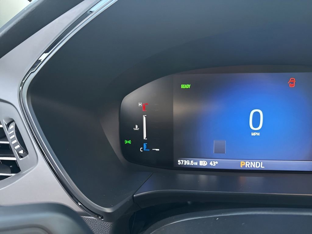 Used 2025 Ford Escape ST-Line w/ Equipment Group 301A image 11