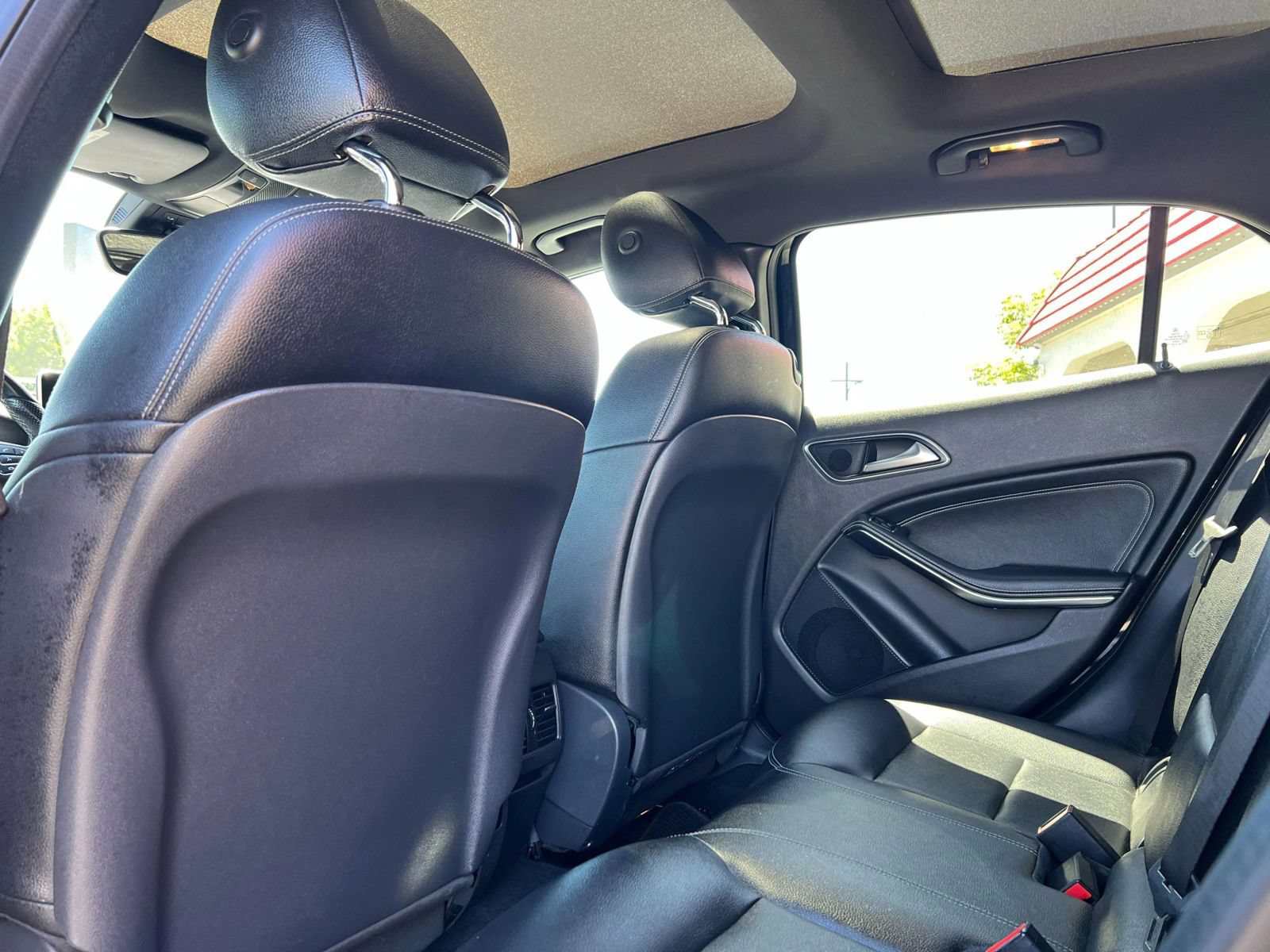 Used 2016 Mercedes-Benz GLA 250 4MATIC image 30