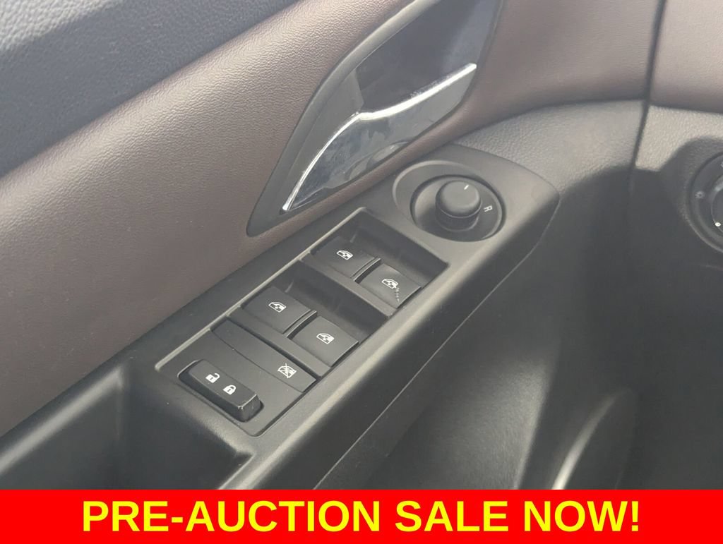Used 2015 Chevrolet Cruze LTZ w/ Sun, Sound and Sport Package FWD image 15