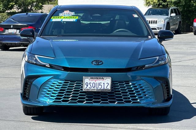 Used 2025 Toyota Camry XSE FWD image 6