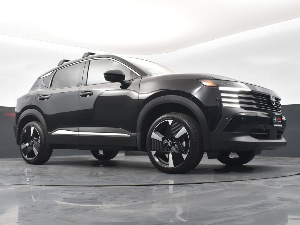 New 2026 Nissan Kicks SR FWD image 36