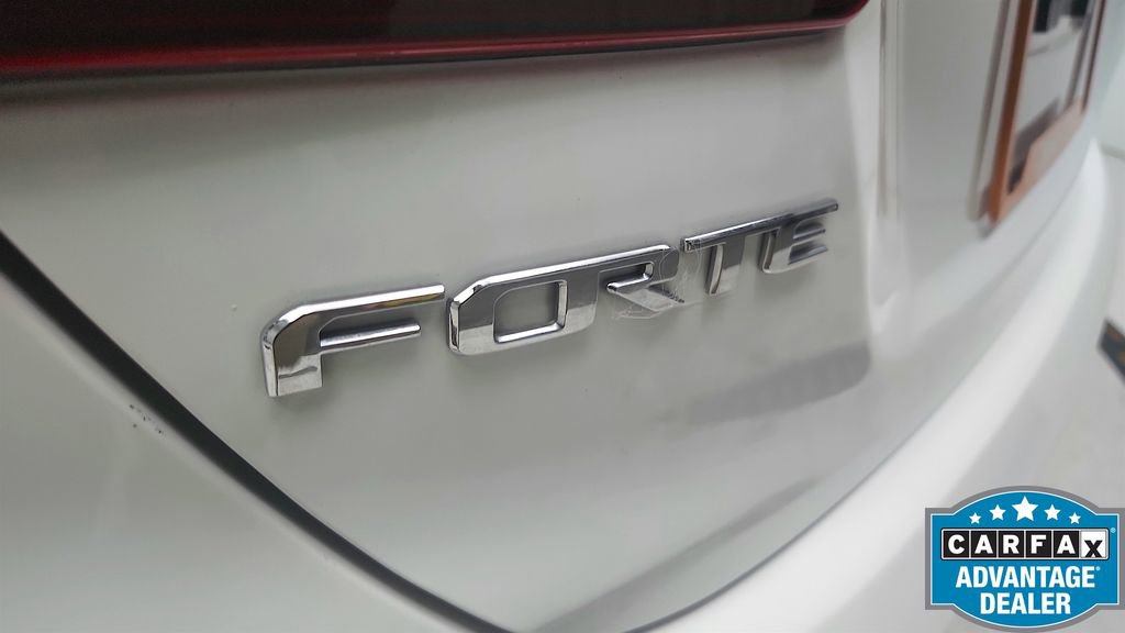 Used 2021 Kia Forte LXS FWD image 29