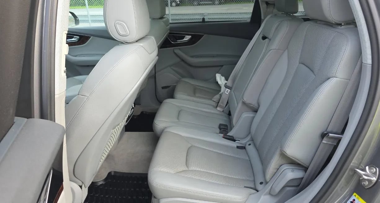 Used 2017 Audi Q7 3.0T Premium Plus AWD/4WD image 6