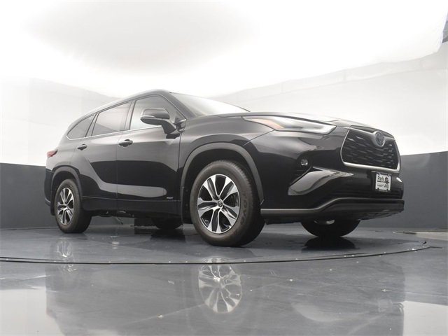 Used 2022 Toyota Highlander XLE image 20