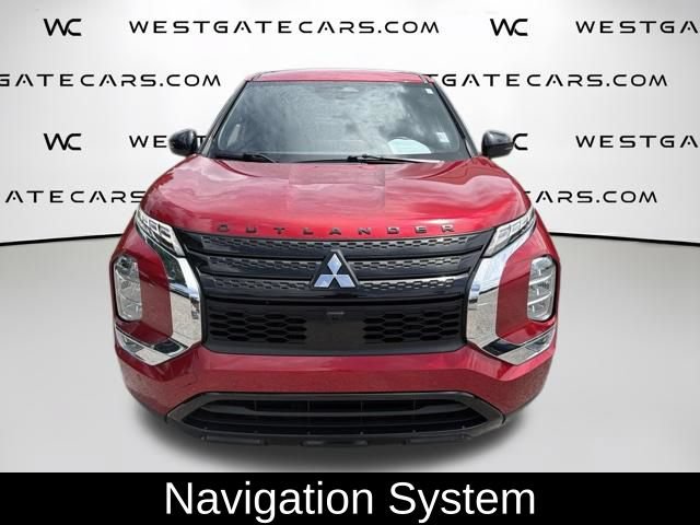 Used 2023 Mitsubishi Outlander SE Black Edition FWD image 2