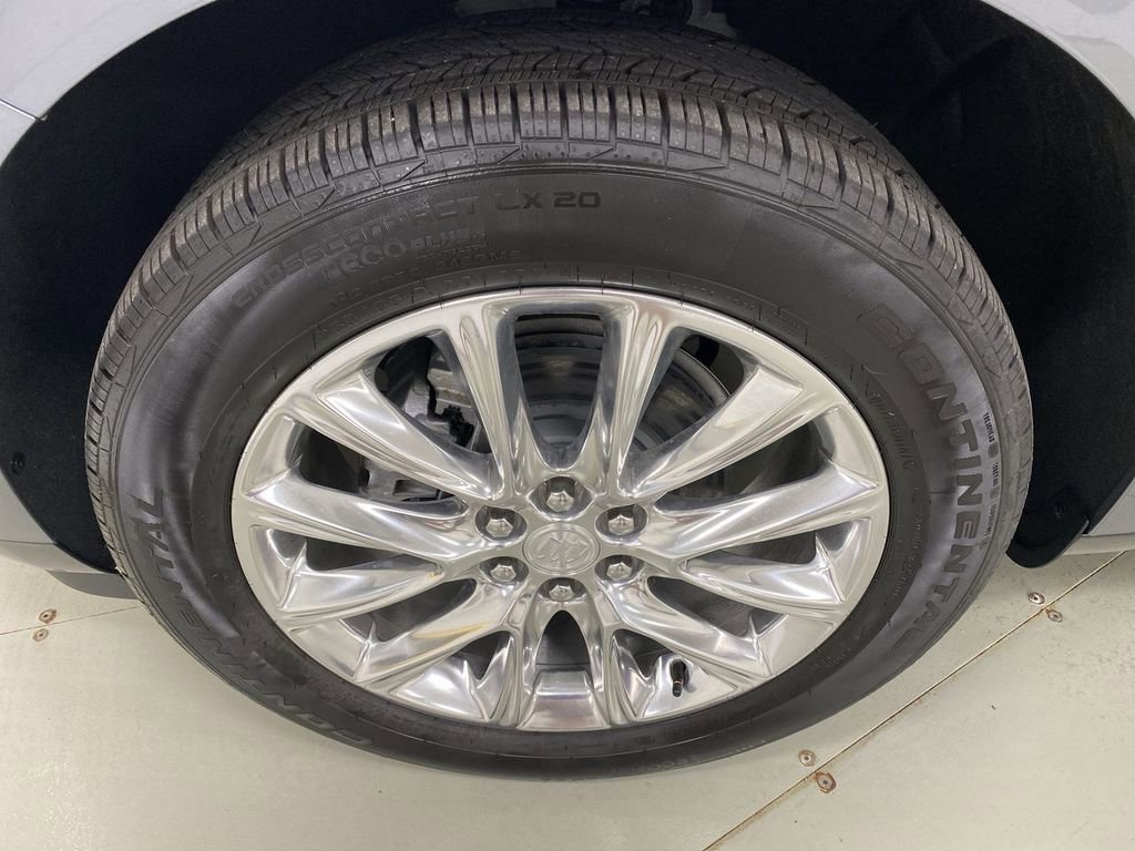 Used 2021 Buick Enclave Essence FWD image 10