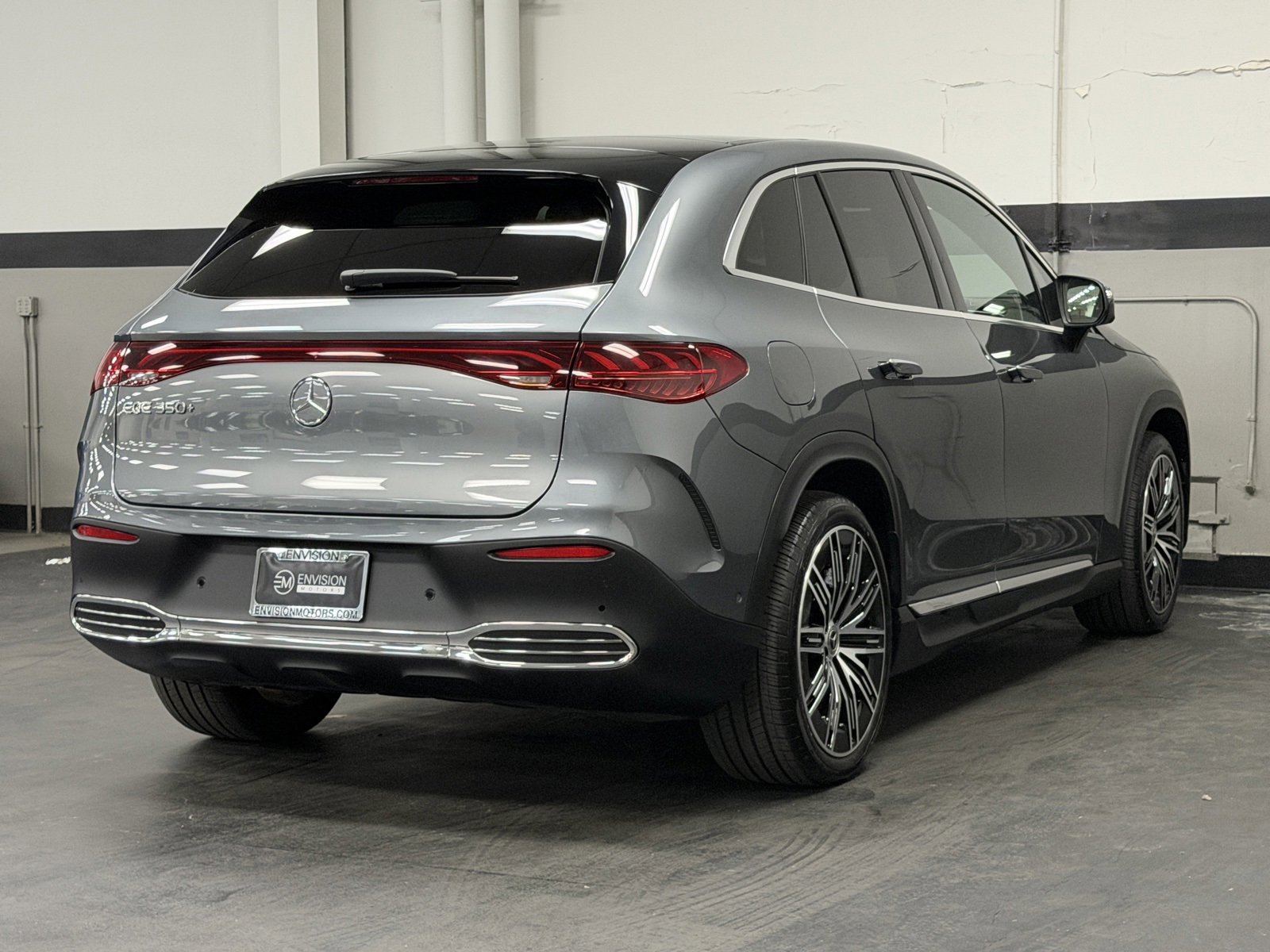 Used 2025 Mercedes-Benz EQE 350+ SUV image 12