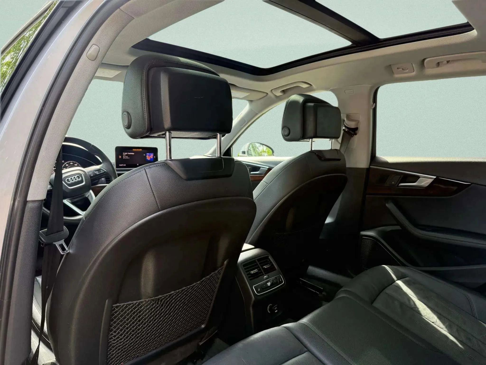 Used 2018 Audi A4 2.0T allroad Prestige w/ Prestige Package image 8