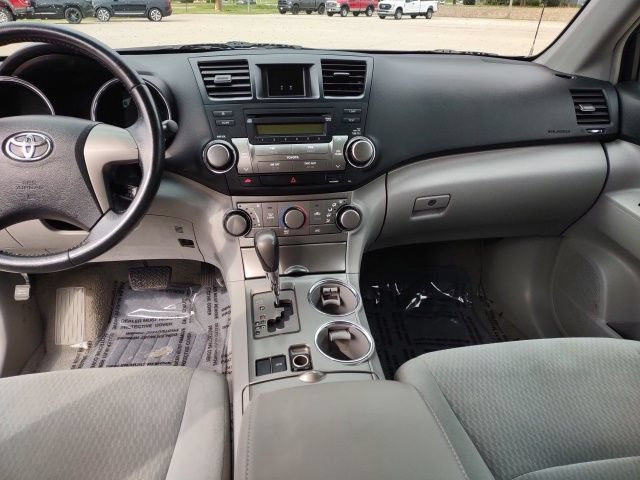 Used 2010 Toyota Highlander 2WD image 13