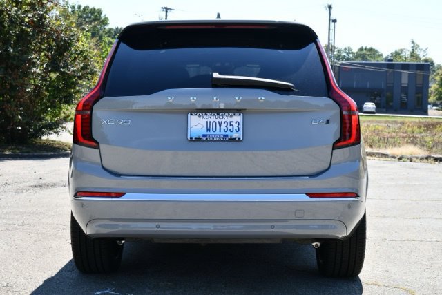 New 2026 Volvo XC90 B6 Plus w/ Protection Package Premier AWD/4WD image 6