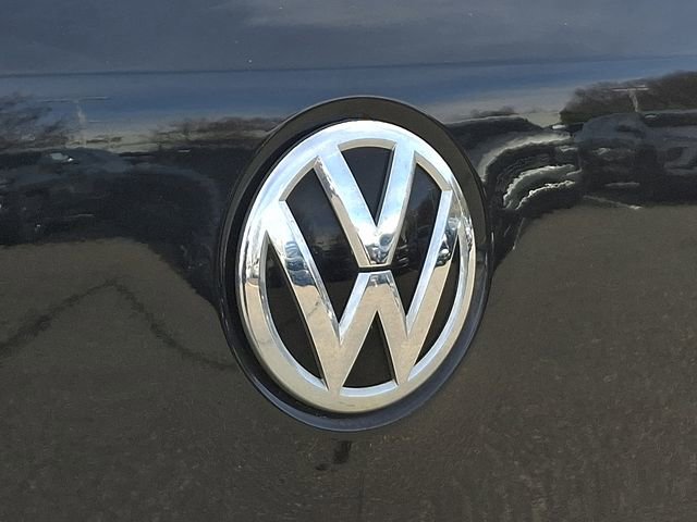 Used 2016 Volkswagen Tiguan S image 30