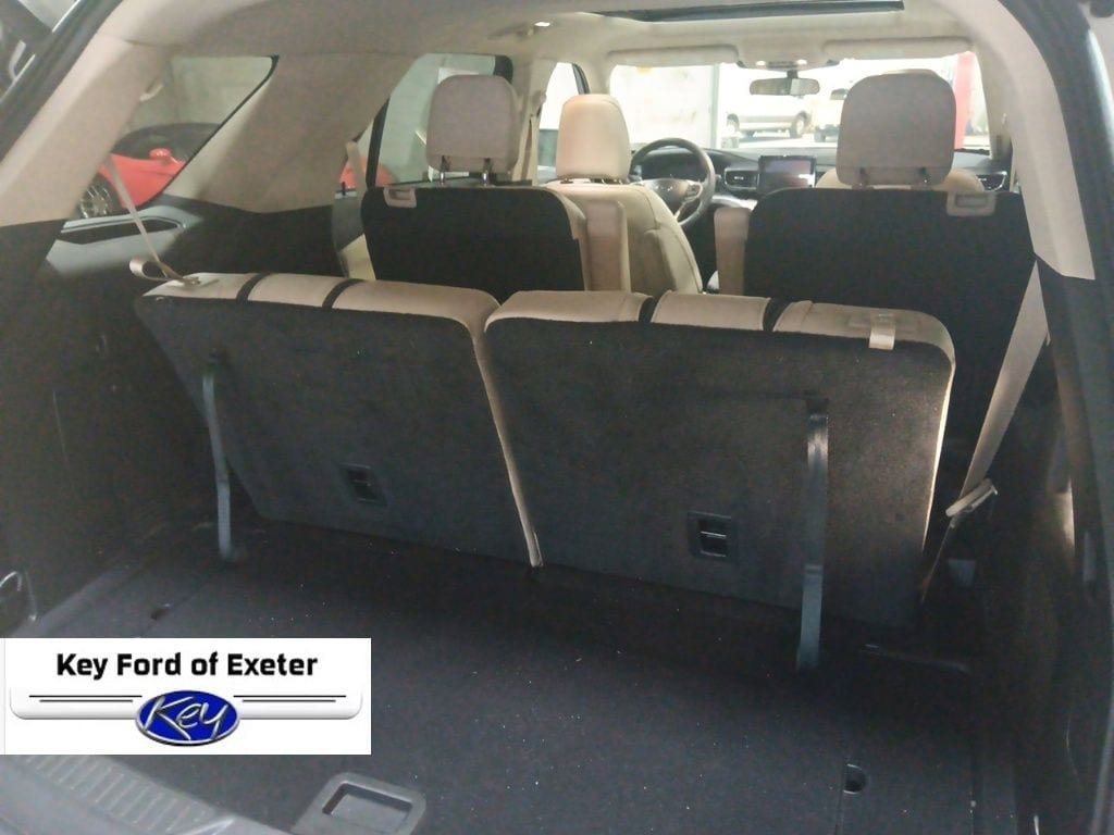 Used 2023 Ford Explorer XLT w/ Equipment Group 202A image 16