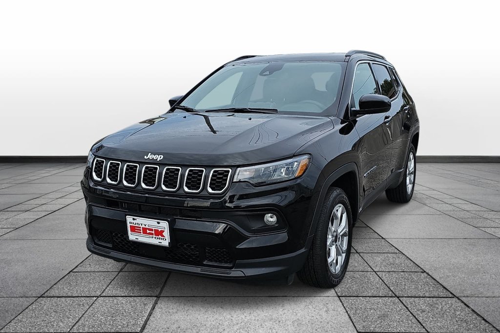 Used 2025 Jeep Compass Latitude