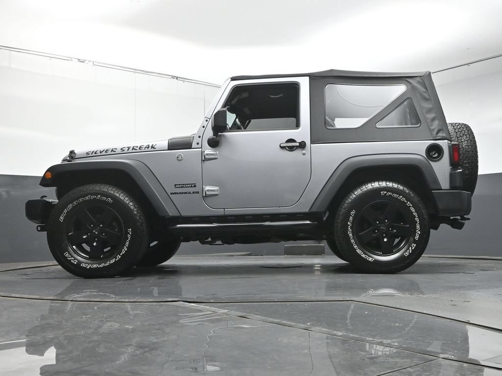 Used 2016 Jeep Wrangler Sport w/ Quick Order Package 24S AWD/4WD image 28