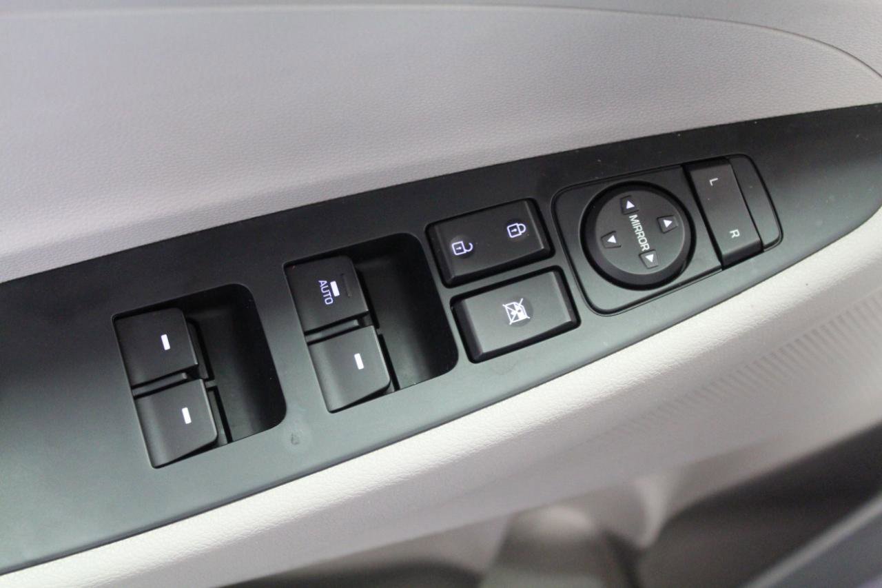 Used 2016 Hyundai Tucson SE w/ Option Group 12 image 18