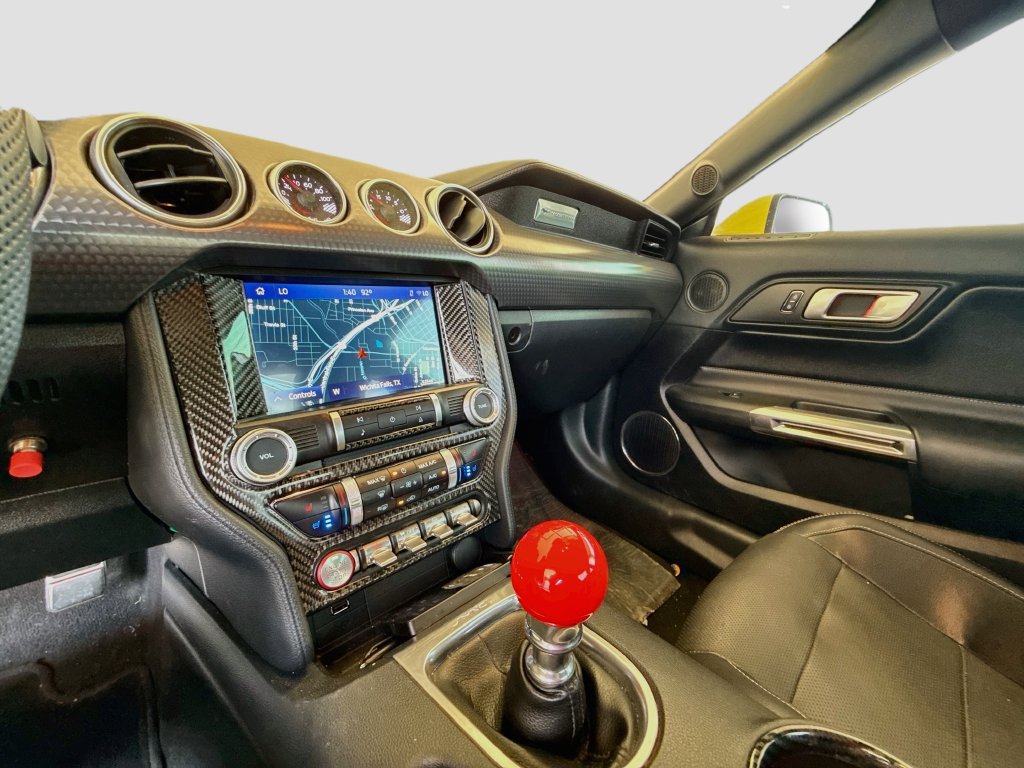 Used 2021 Ford Mustang GT Premium w/ GT Performance Package RWD image 23