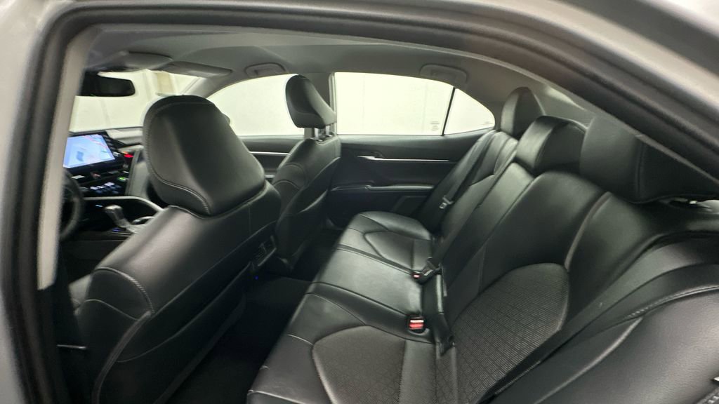 Used 2023 Toyota Camry XSE w/ Navigation Package image 9