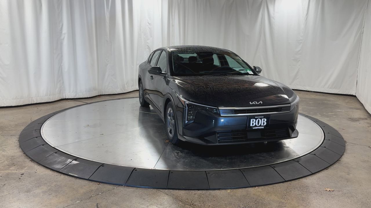 Certified 2025 Kia K4 LXS image 3