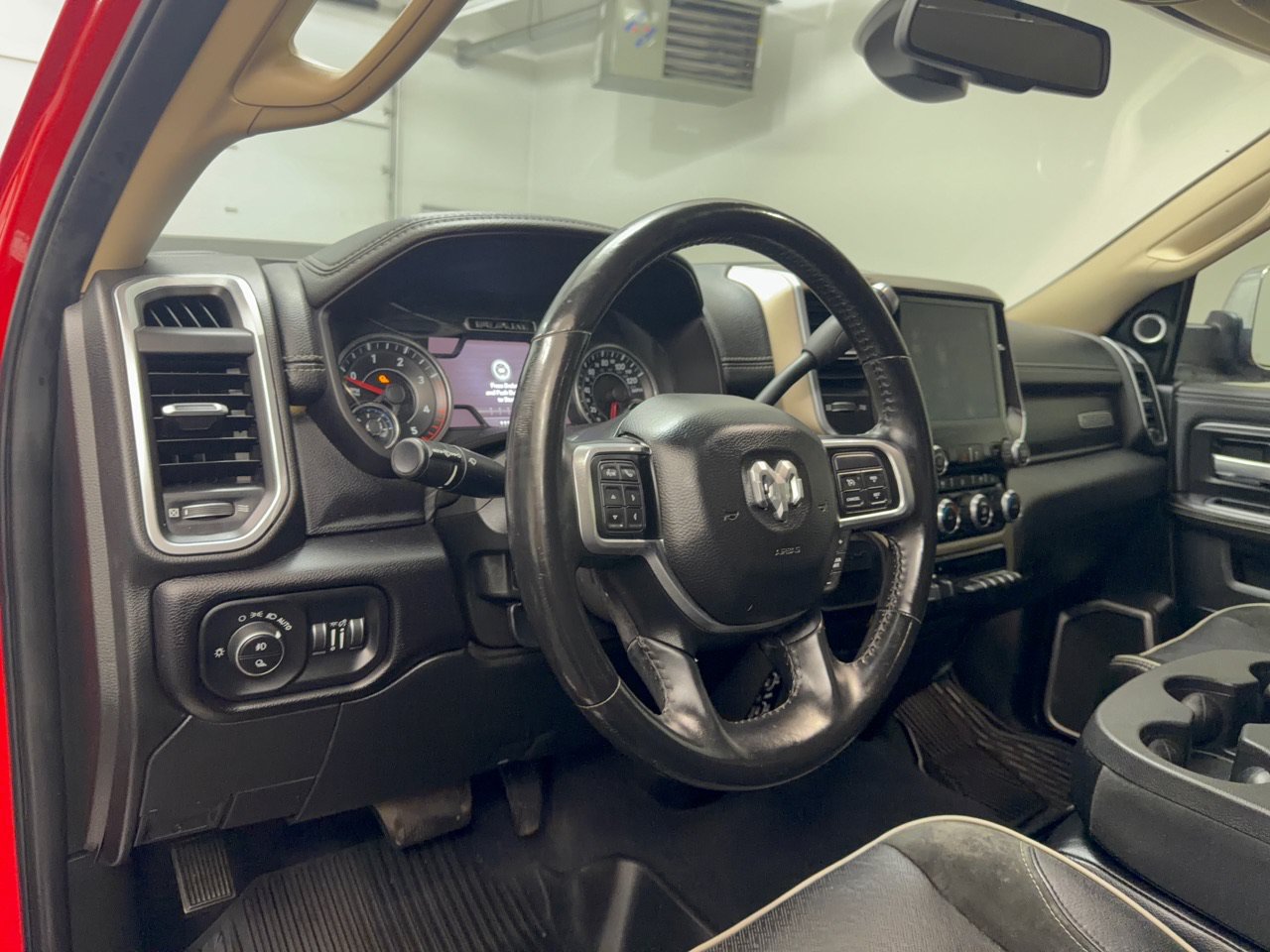 Used 2020 RAM 3500 Laramie AWD/4WD image 4