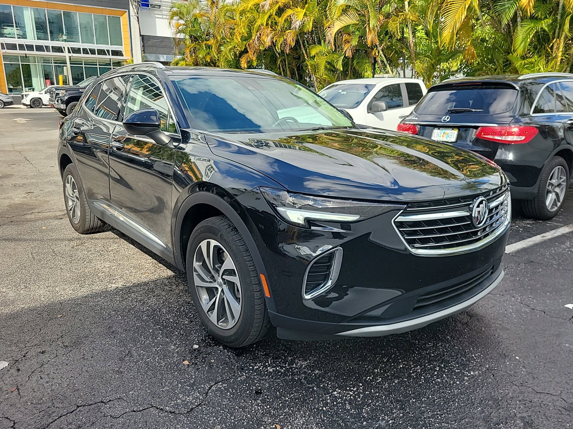 Used 2023 Buick Envision Essence image 5