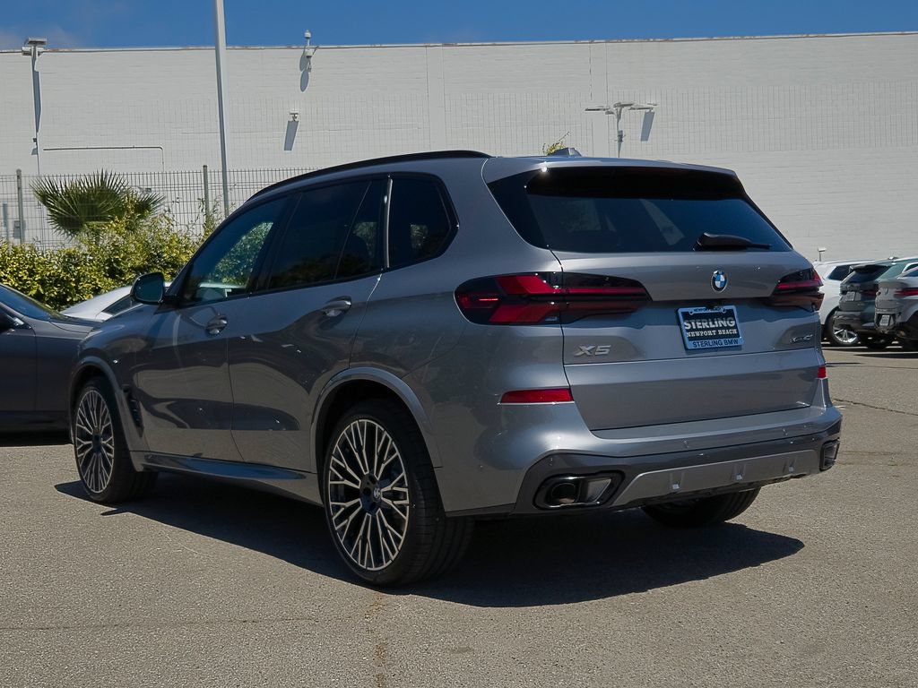 New 2026 BMW X5 xDrive40i w/ M Sport Package AWD/4WD image 17