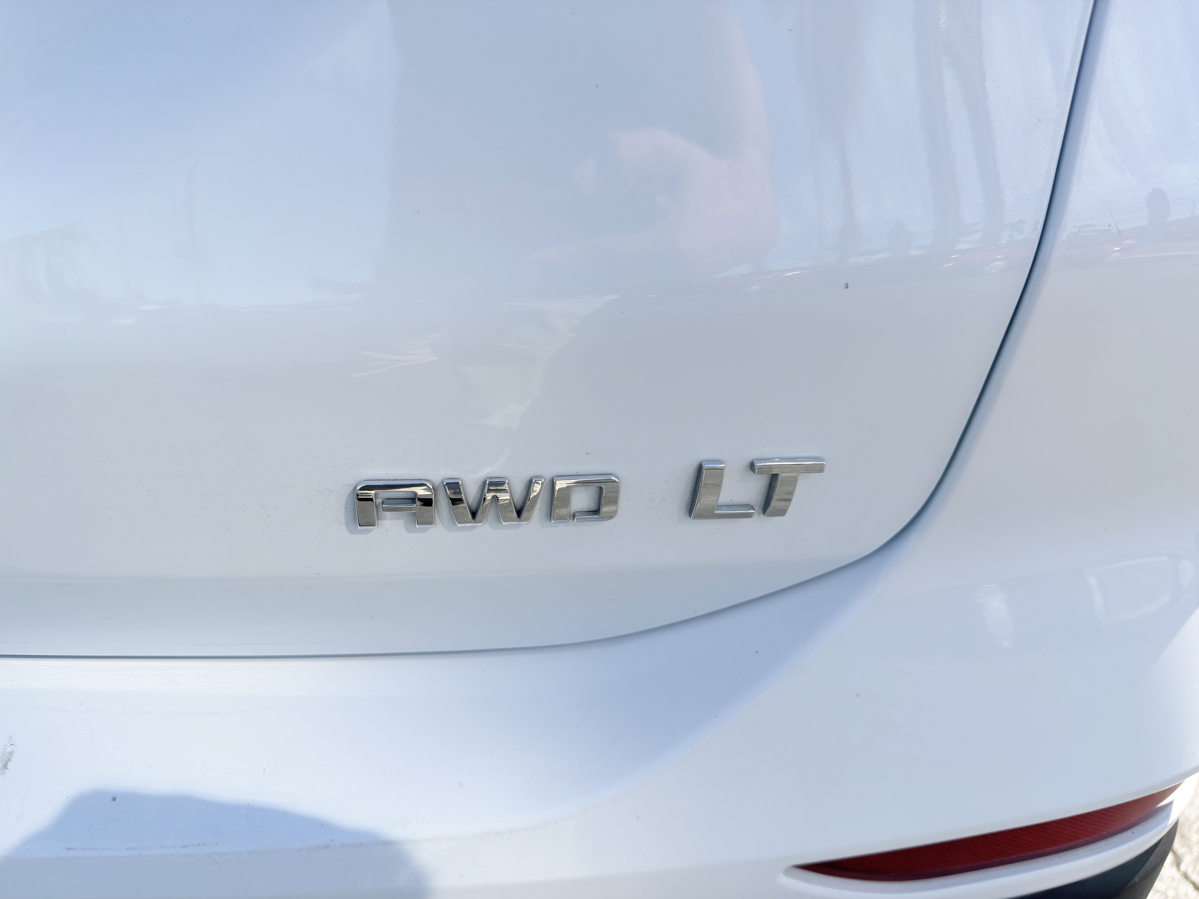 Used 2024 Chevrolet Equinox LT image 43