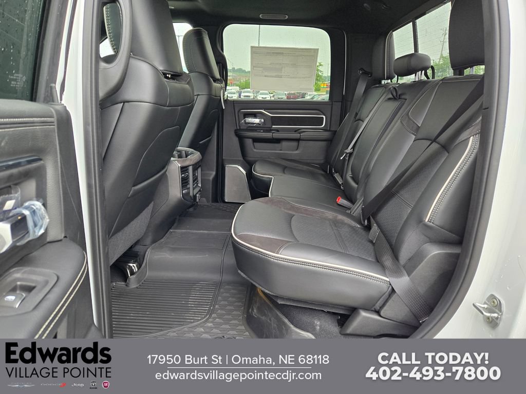 New 2026 RAM 3500 Laramie AWD/4WD image 27