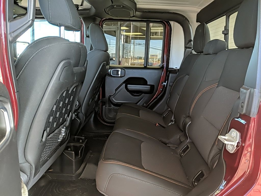 Used 2021 Jeep Gladiator Mojave w/ Cold Weather Group image 13