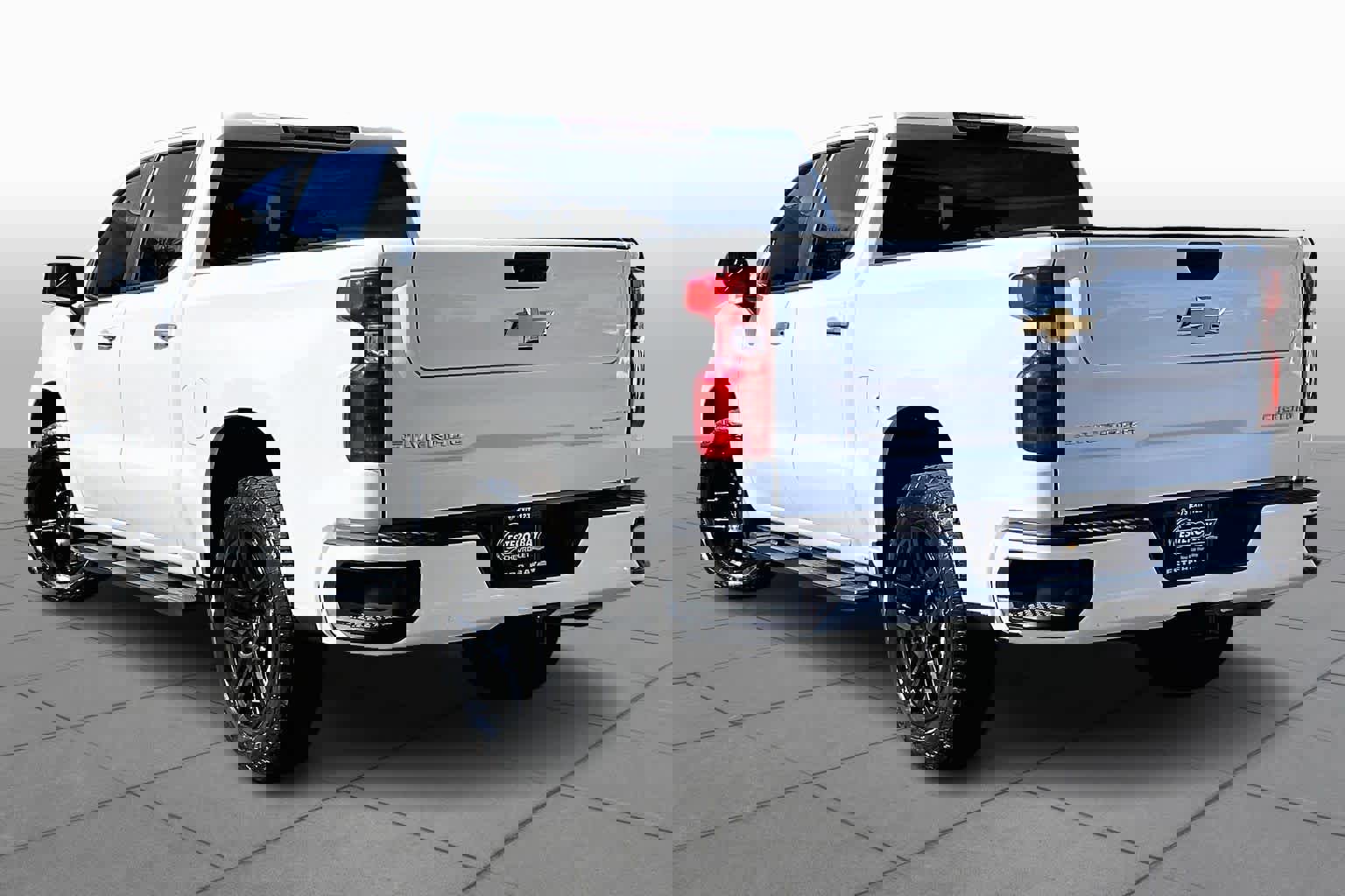 Used 2023 Chevrolet Silverado 1500 Custom image 12