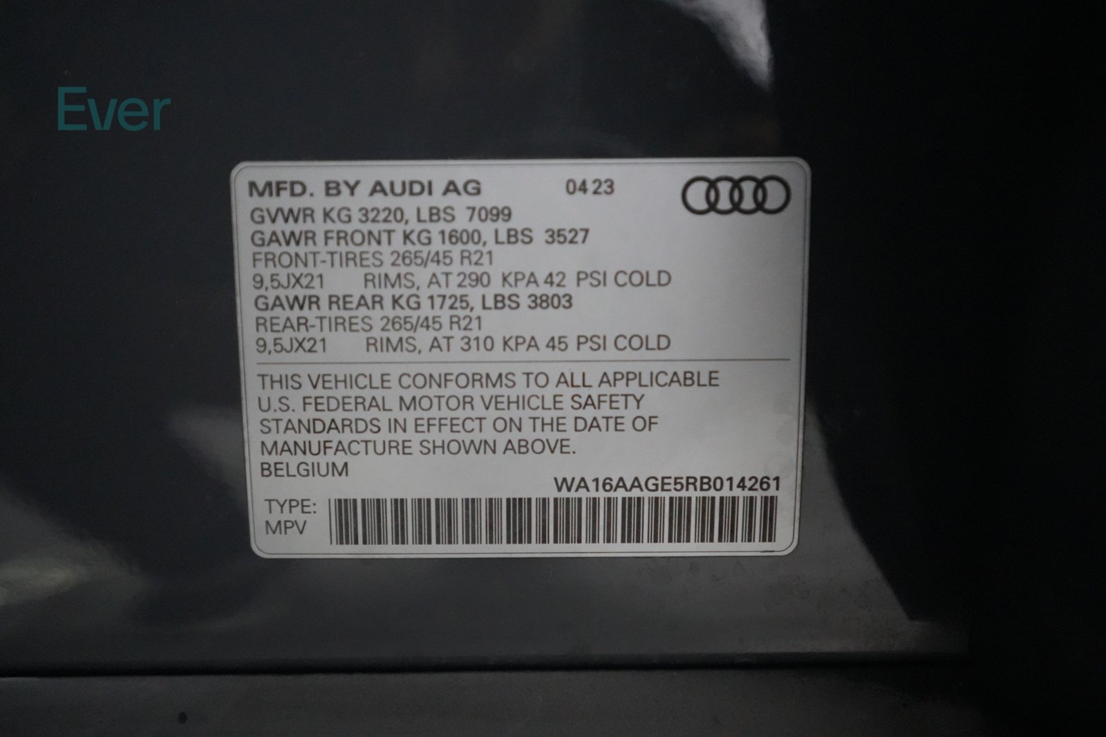 Used 2024 Audi Q8 e-tron Premium Plus w/ Prestige Package AWD/4WD image 29
