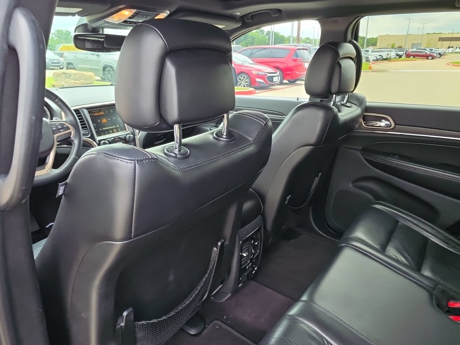 Used 2017 Jeep Grand Cherokee Limited RWD image 16