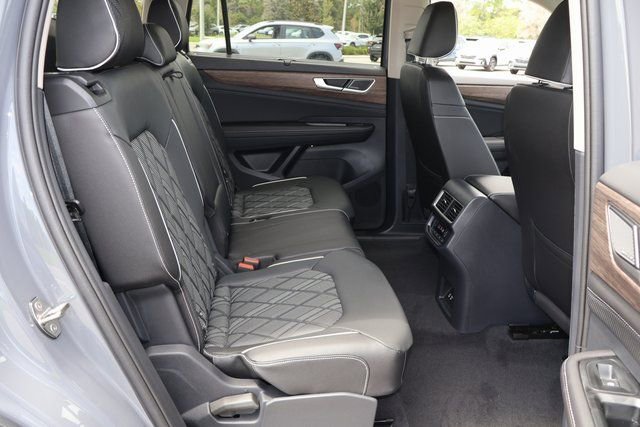 New 2026 Volkswagen Atlas SEL Premium R-Line image 17