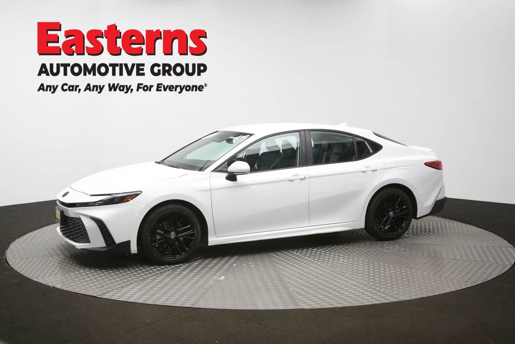 Used 2025 Toyota Camry SE w/ Convenience Package FWD image 57