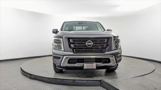 Used 2023 Nissan Titan SV image 12