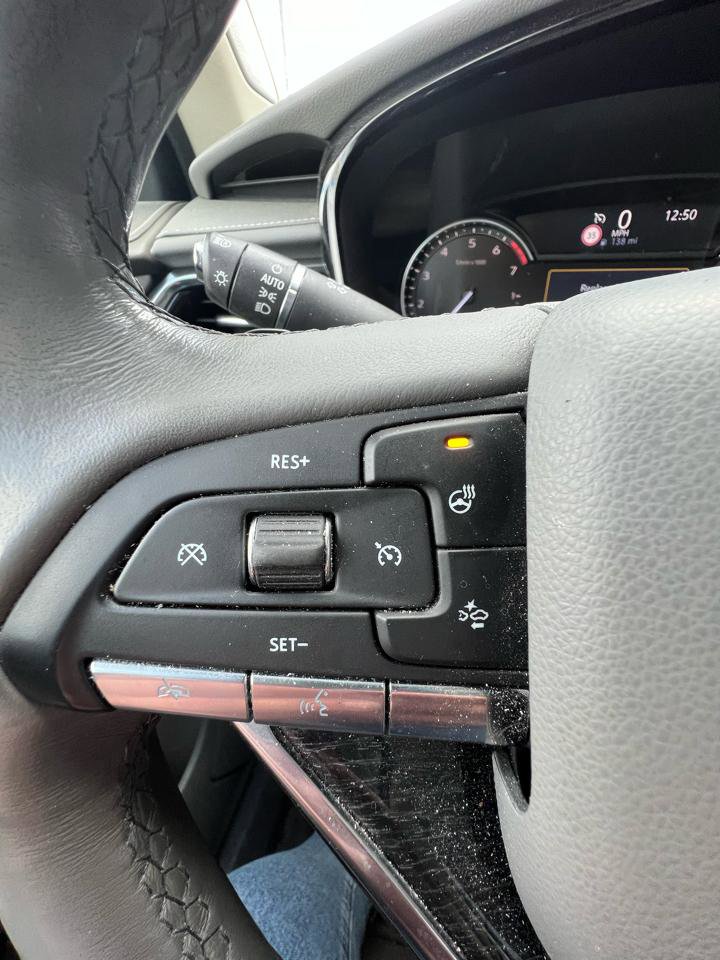 Used 2020 Cadillac XT6 Premium Luxury image 19