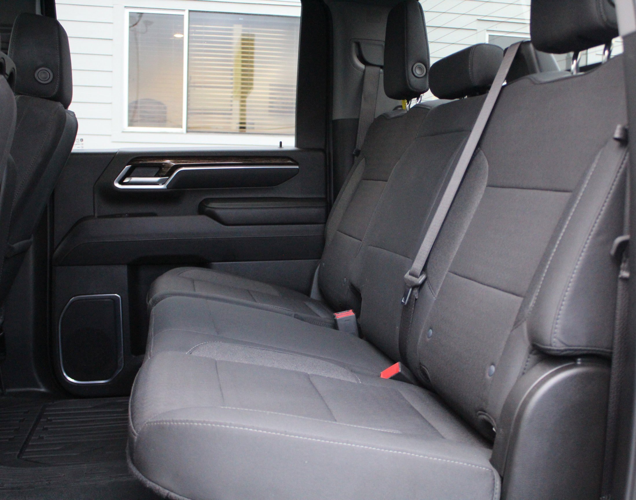 Used 2025 GMC Sierra 3500 SLE w/ SLE Value Package image 42