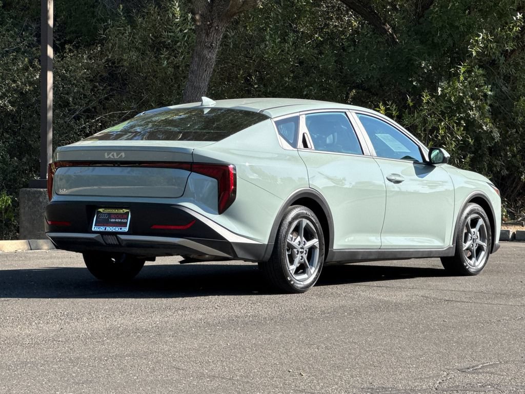 Used 2025 Kia K4 FWD image 5