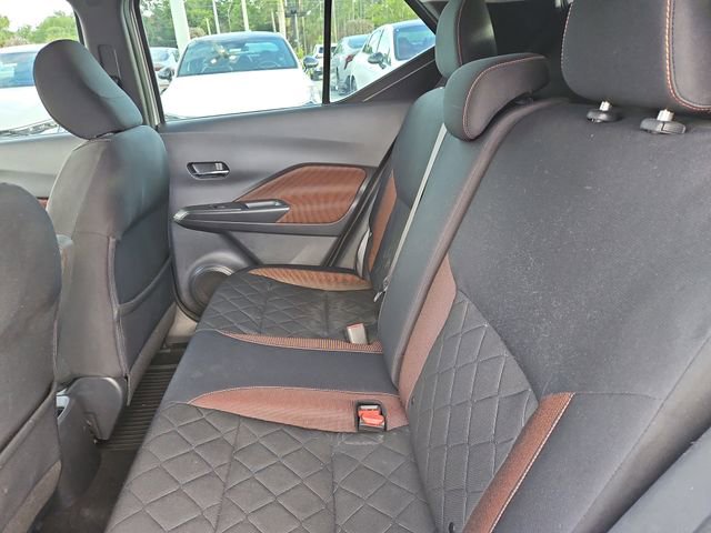 Used 2019 Nissan Kicks SR FWD image 12