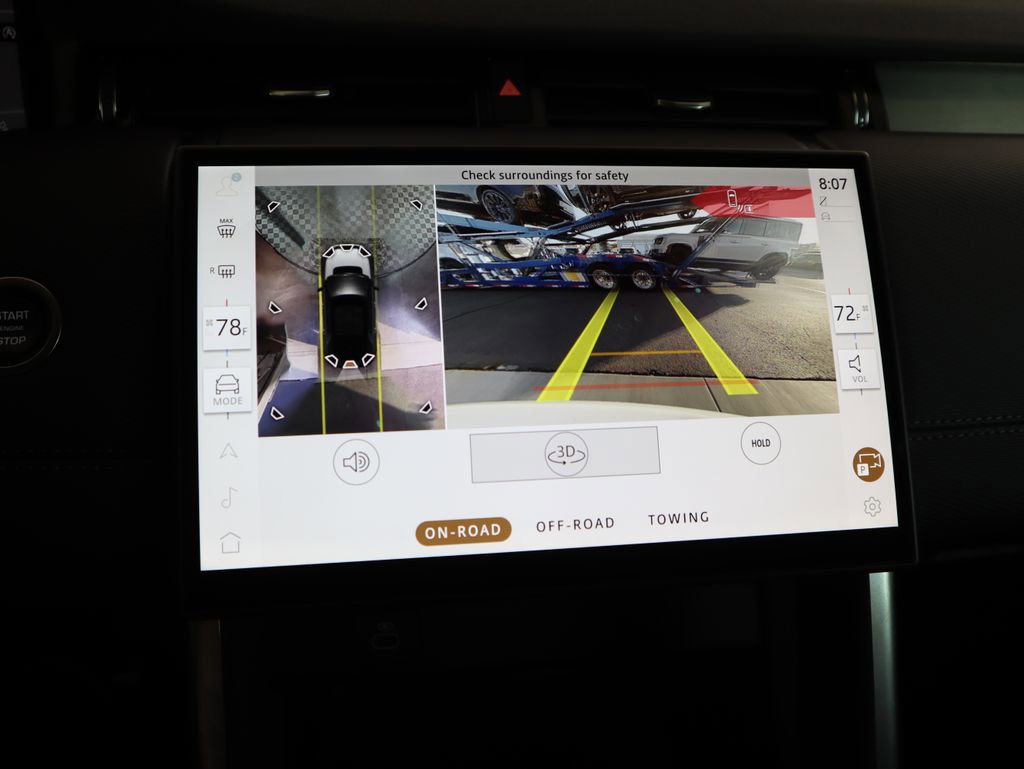 Used 2025 Land Rover Discovery Sport Dynamic SE image 15