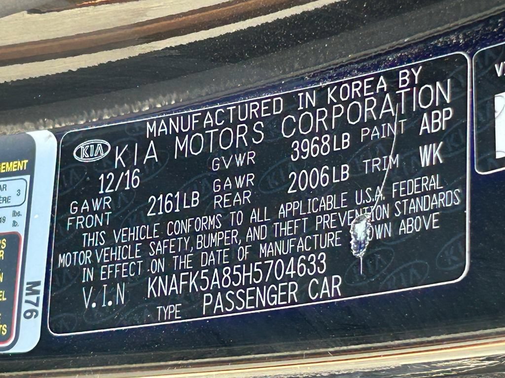 Used 2017 Kia Forte LX FWD image 31