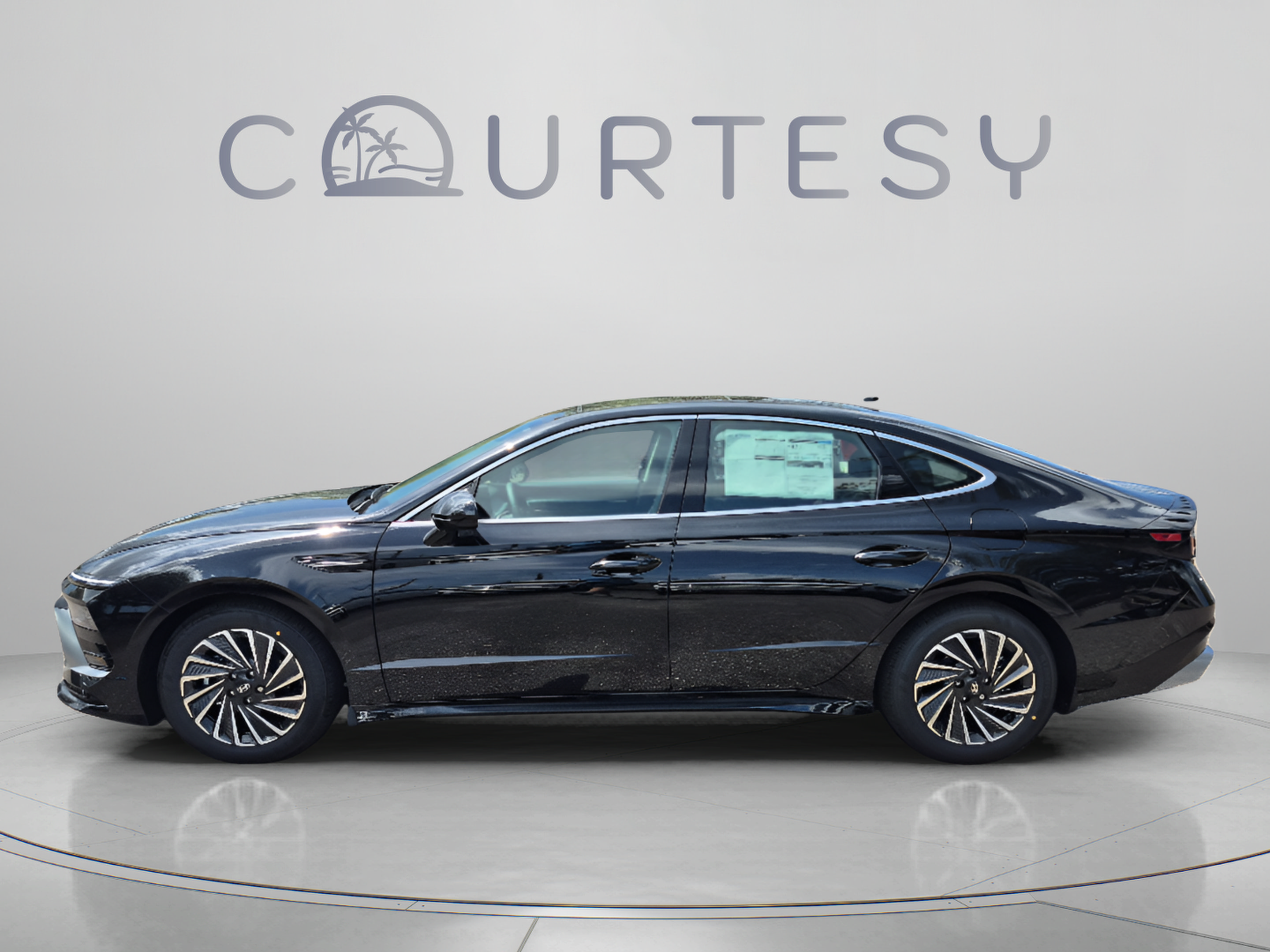 New 2026 Hyundai Sonata SEL FWD image 2