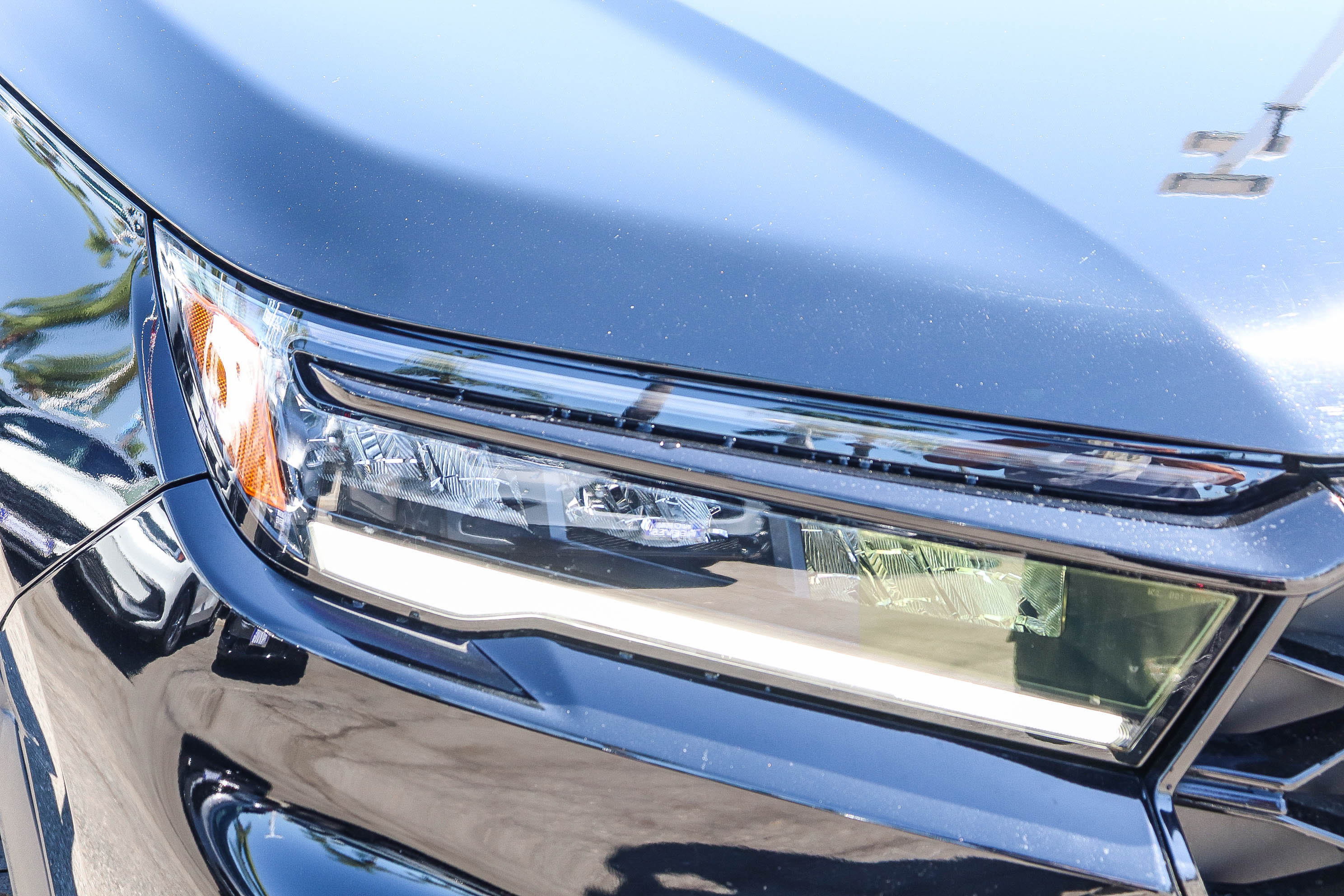 Used 2025 Honda Pilot TrailSport image 6