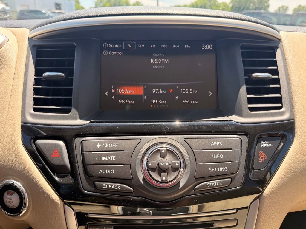 Used 2017 Nissan Pathfinder S FWD image 18