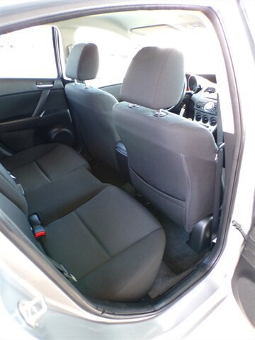 Used 2011 MAZDA MAZDA3 i Touring FWD image 20