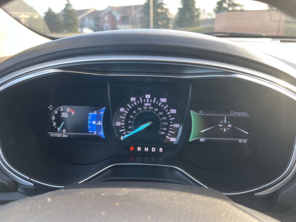 Used 2016 Ford Fusion SE image 18