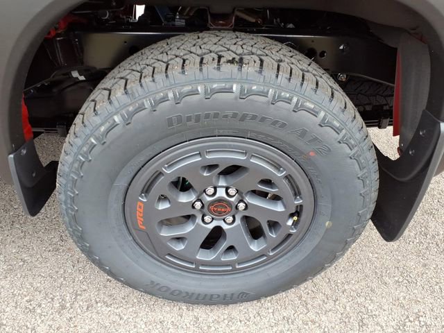 New 2026 Nissan Frontier PRO-4X image 4