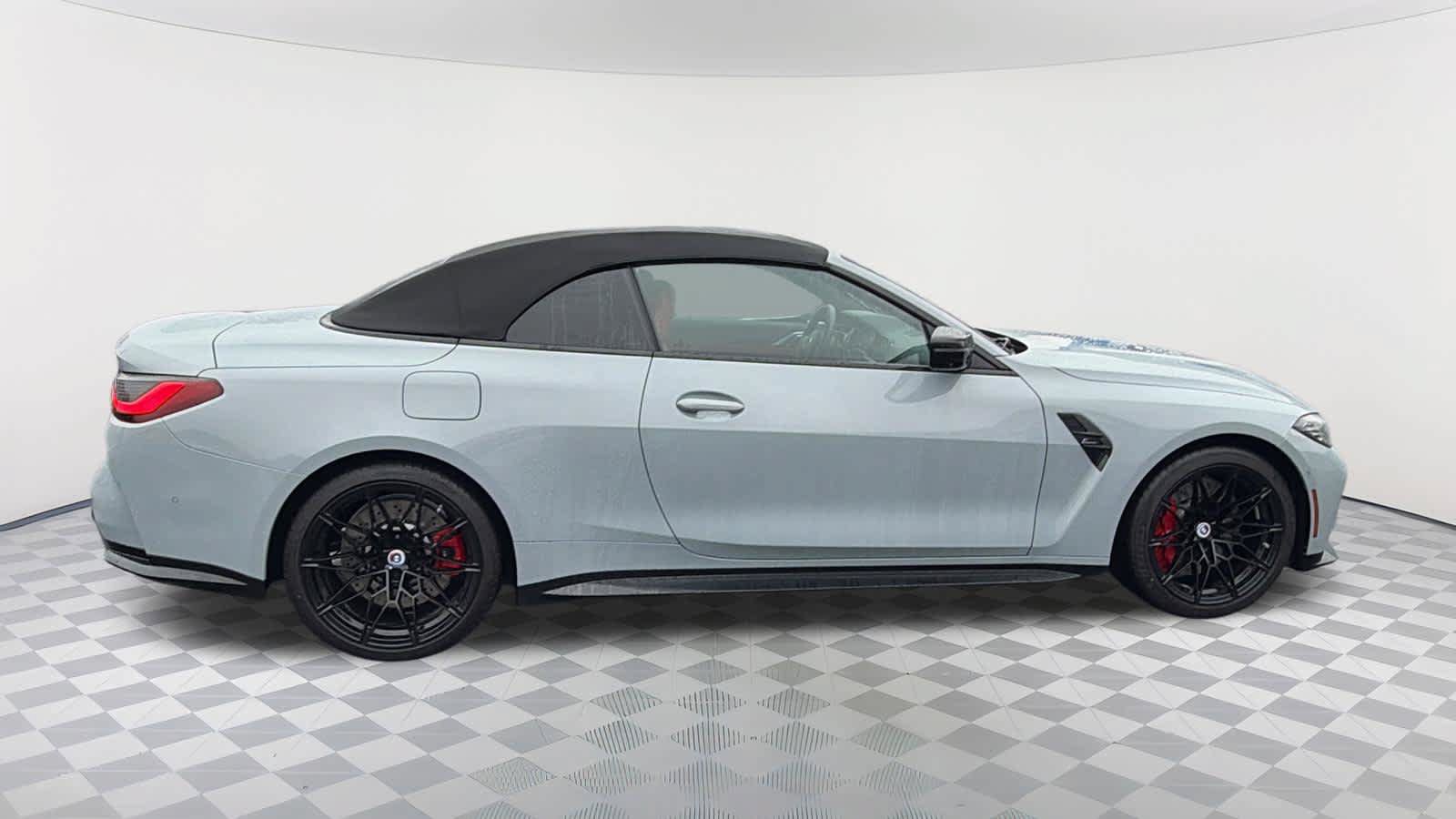 Used 2022 BMW M4 xDrive Competition w/ M Driver's Package AWD/4WD image 4